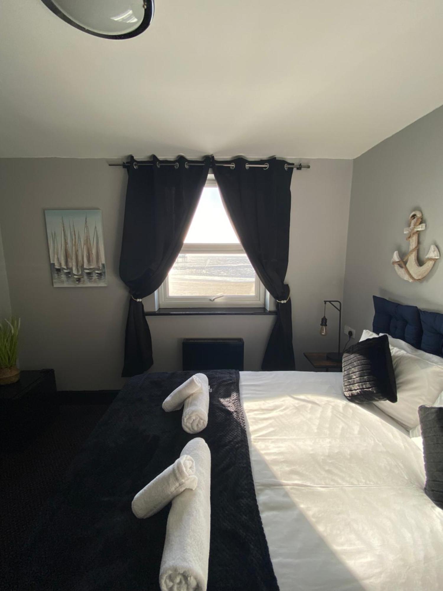 Bay View Rooms At Mentone Hotel Уэстон-сьюпер-Мэр Экстерьер фото