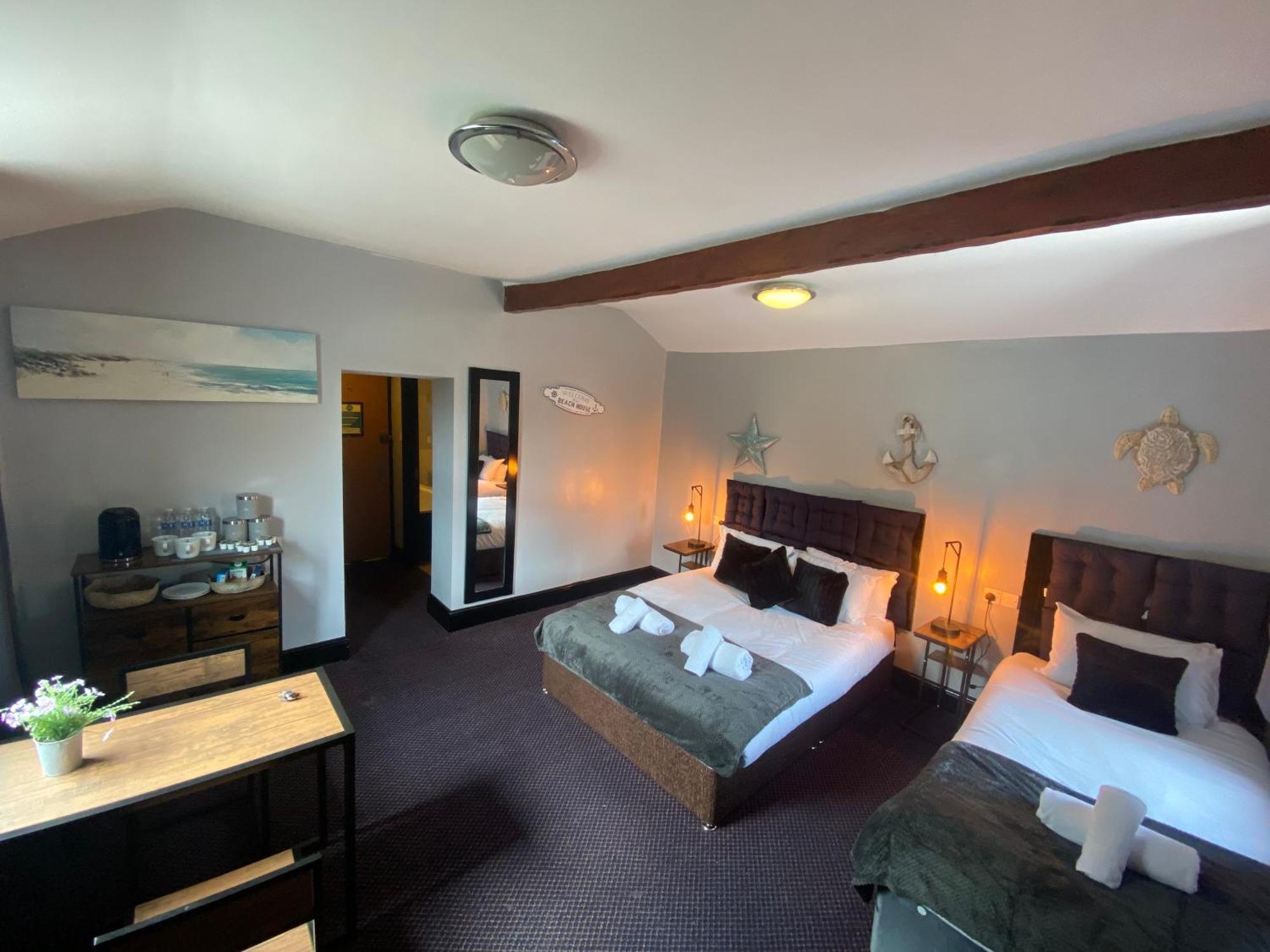 Bay View Rooms At Mentone Hotel Уэстон-сьюпер-Мэр Экстерьер фото
